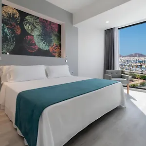 4* Szálloda Occidental Palmas